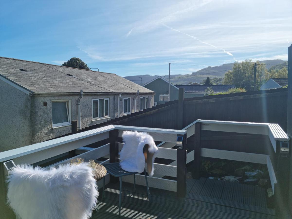 Dare Valley Cottage Ex Miners Cottage Near Zip World Pen Y Fan Waterfalls أبردير المظهر الخارجي الصورة